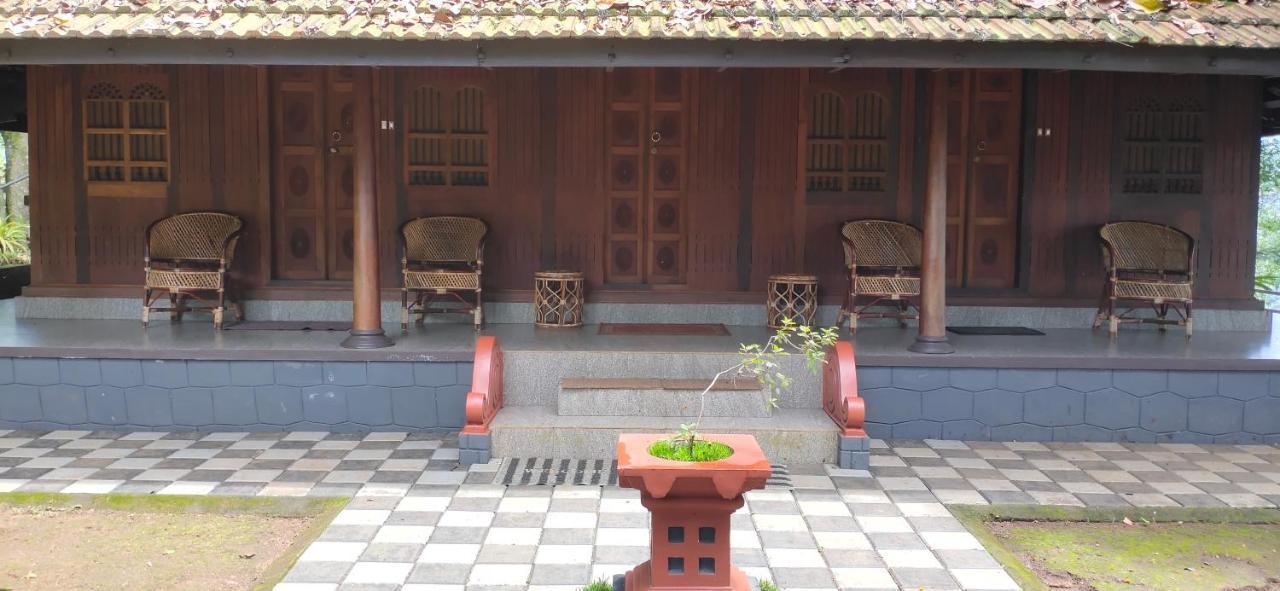 Traditional Kerala Villa Munnar Exterior foto